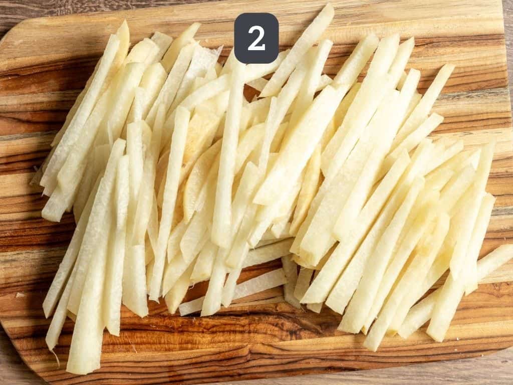 Jicama air fryer fries step 2 - slice the jicama.
