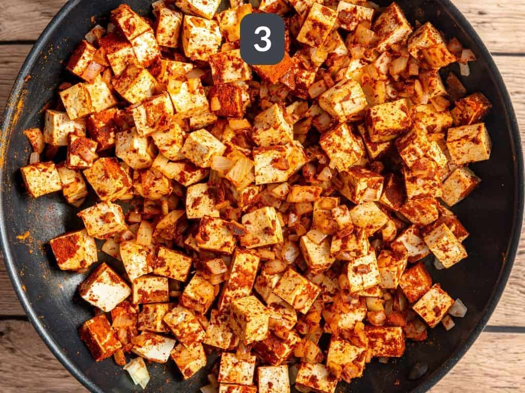 Vegan Paprikash Step 3 - add tofu and paprika.