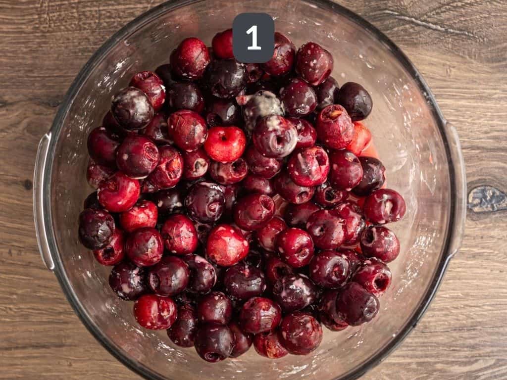 Vegan gluten free cherry crisp step 1 toss cherries with filling ingredients 