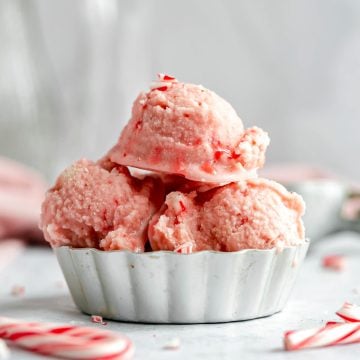A bowl of Vegan No Churn Peppermint Ice Cream.