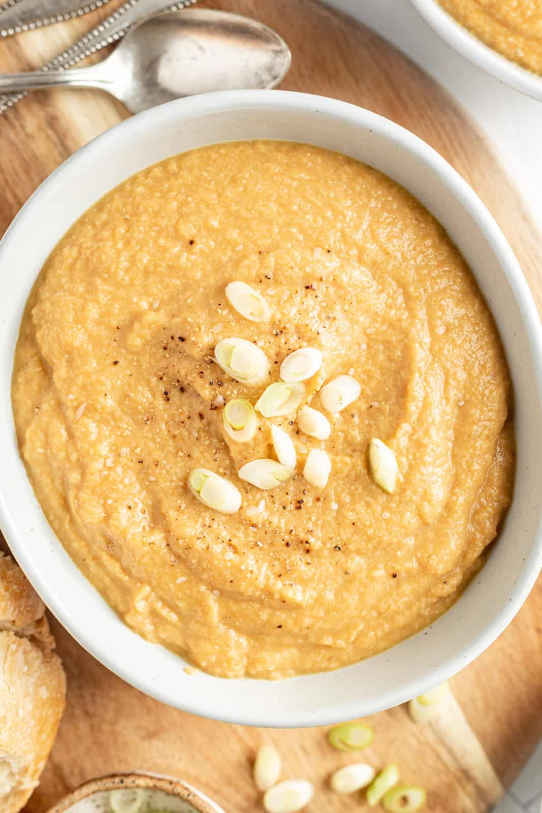 Vegan Cauliflower Leek Soup