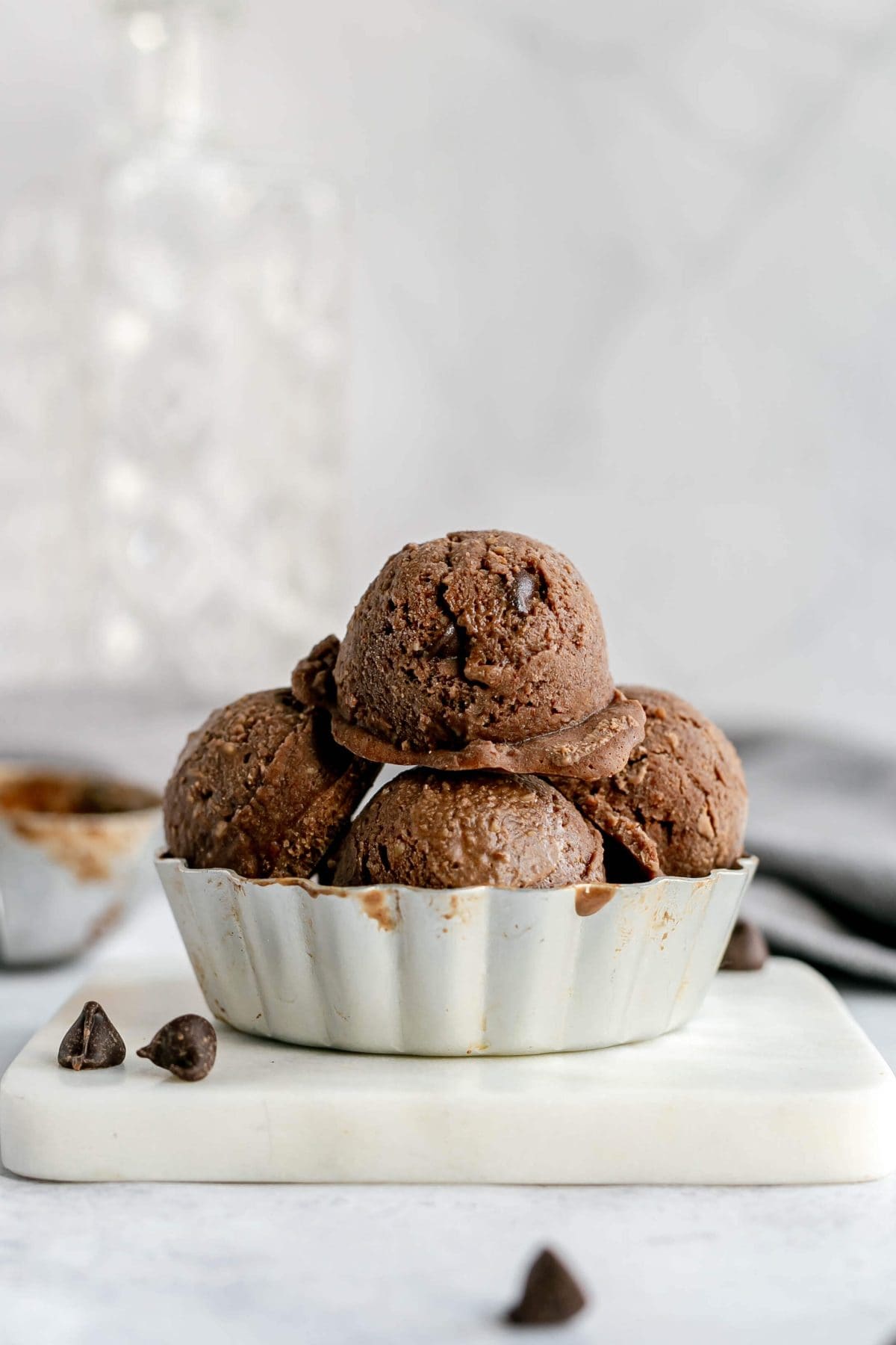 no-churn vegan chocolate ice cream without coconut milk