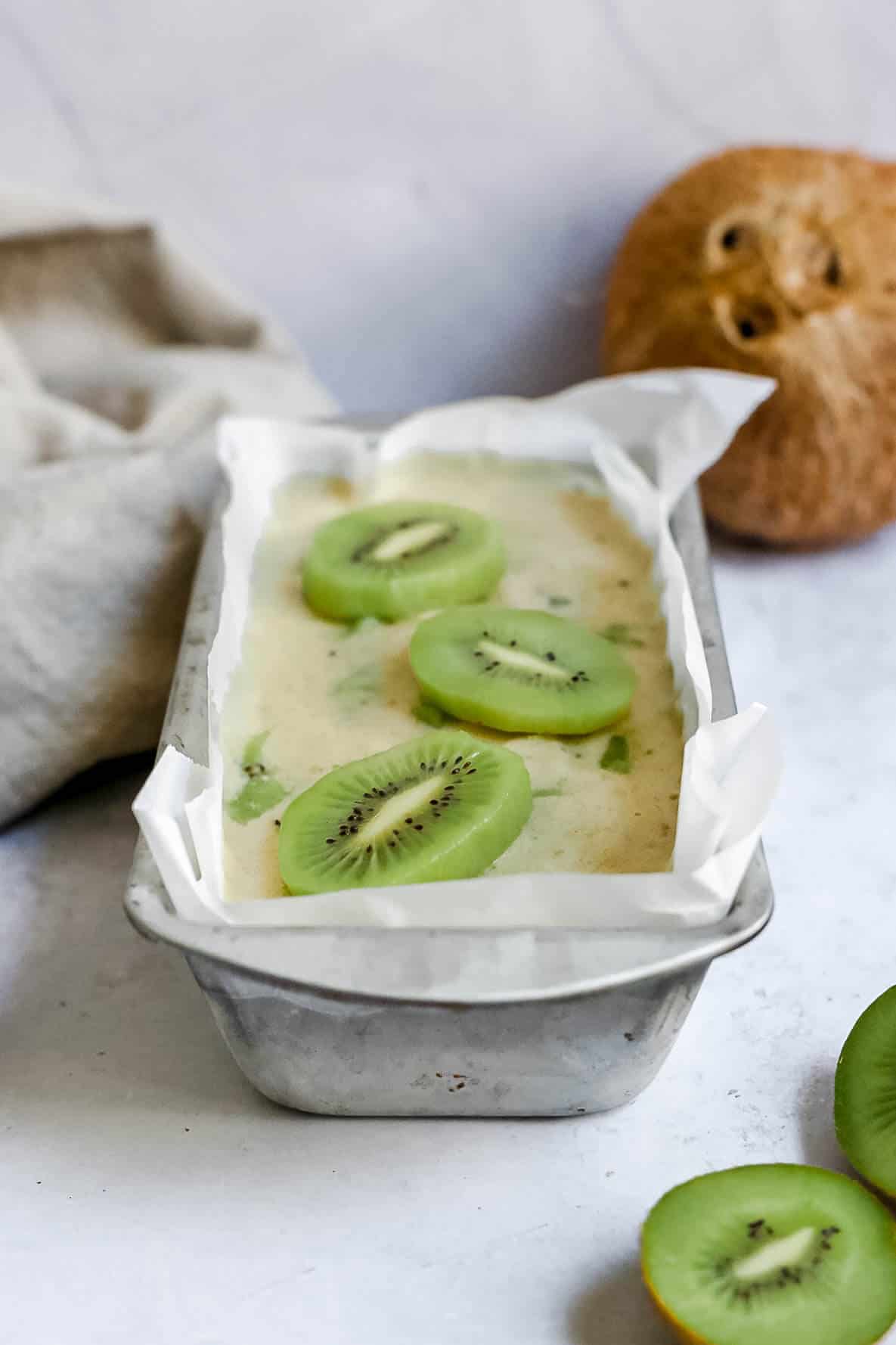 Kiwis and Cream Ice Cream