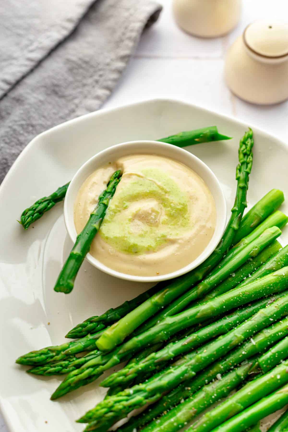 Asparagus with Vegan Wasabi Mayo