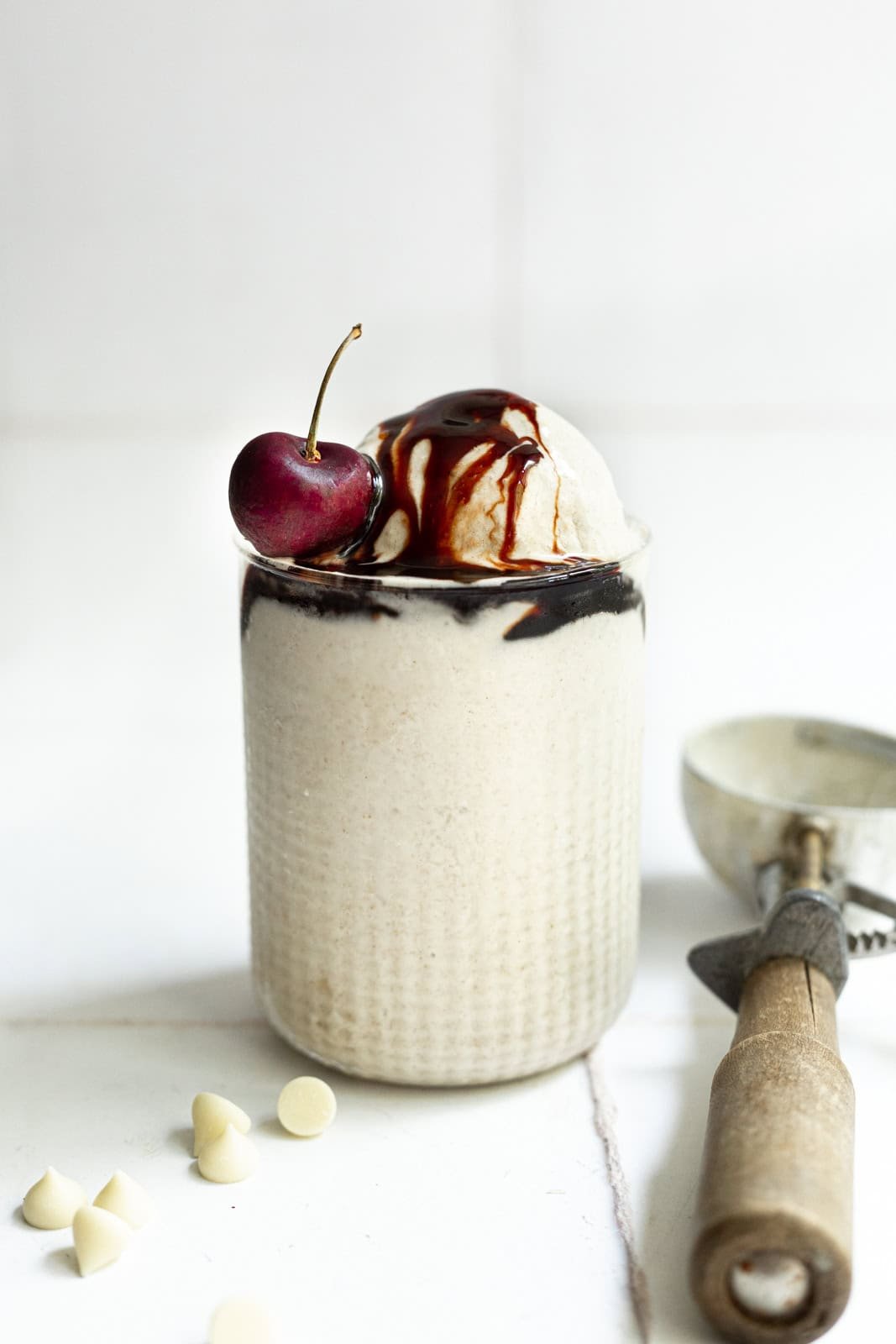 Date Sweetened No-Churn Vegan Vanilla Ice Cream