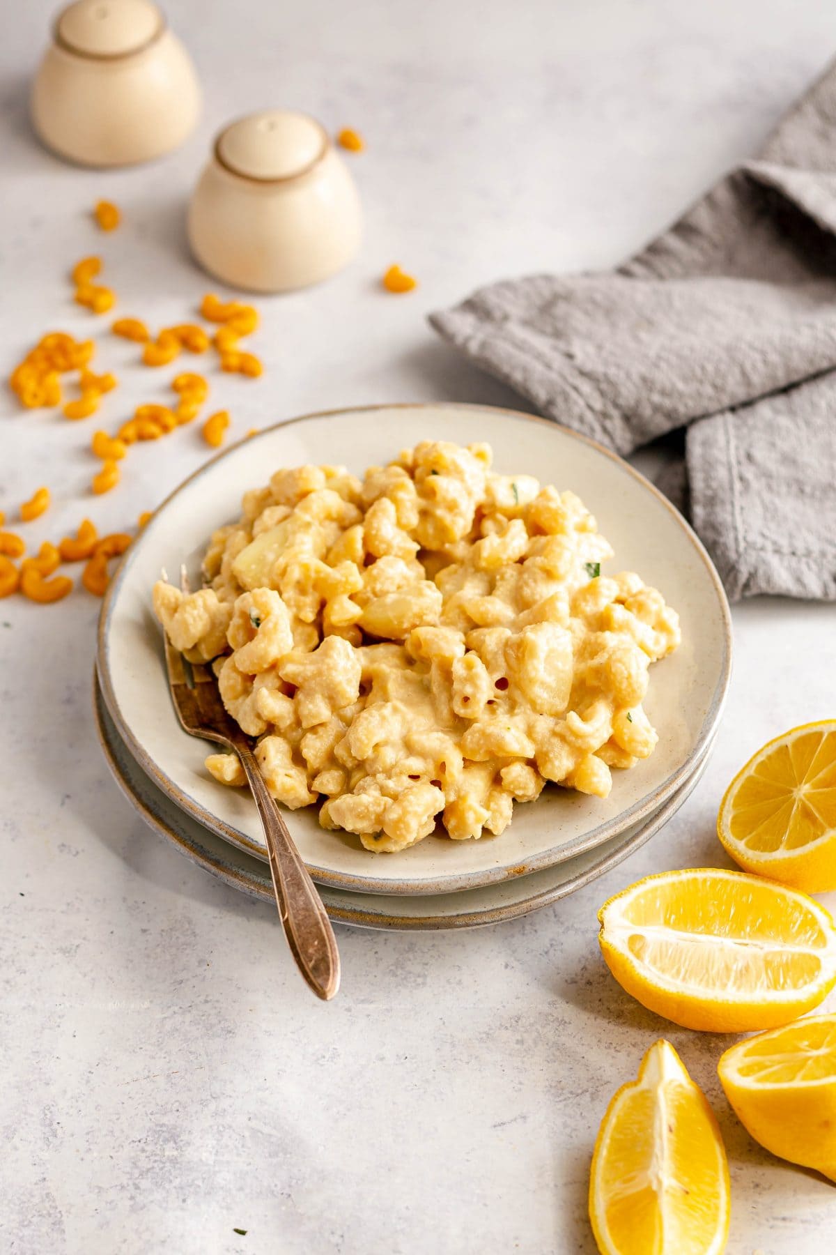Plant-Based Garlic Mac and Cheese