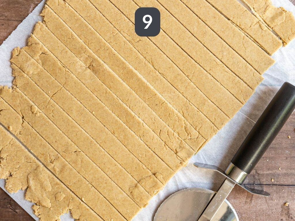 Gluten free vegan apple pie step 8 - cut the other half of the dough into a lattice.