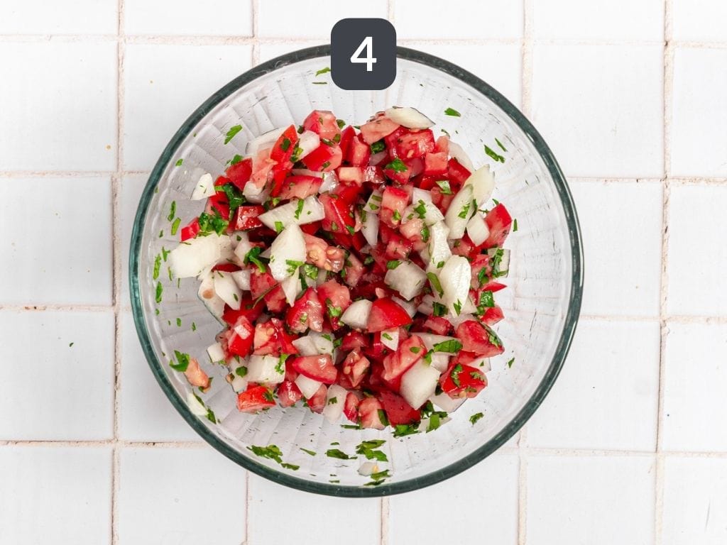 Tempeh burrito bowls step 4 - mix the salsa