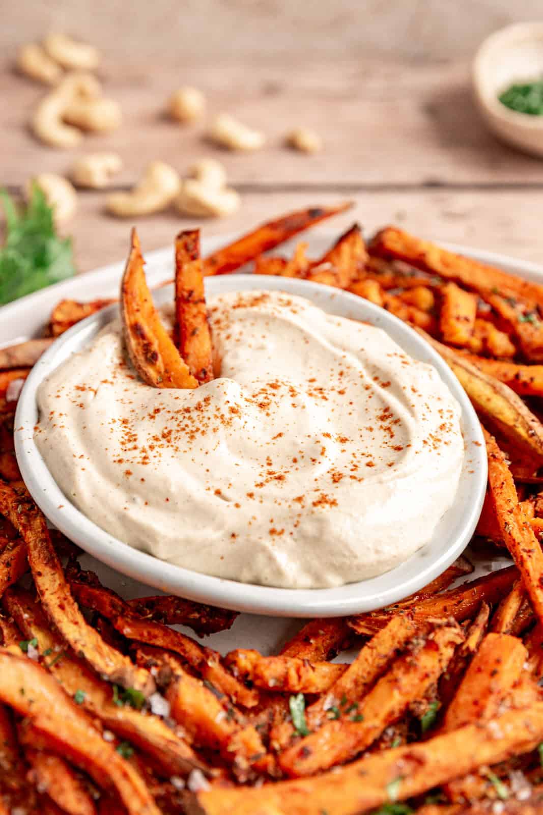 sweet potato fries with dipping sauce