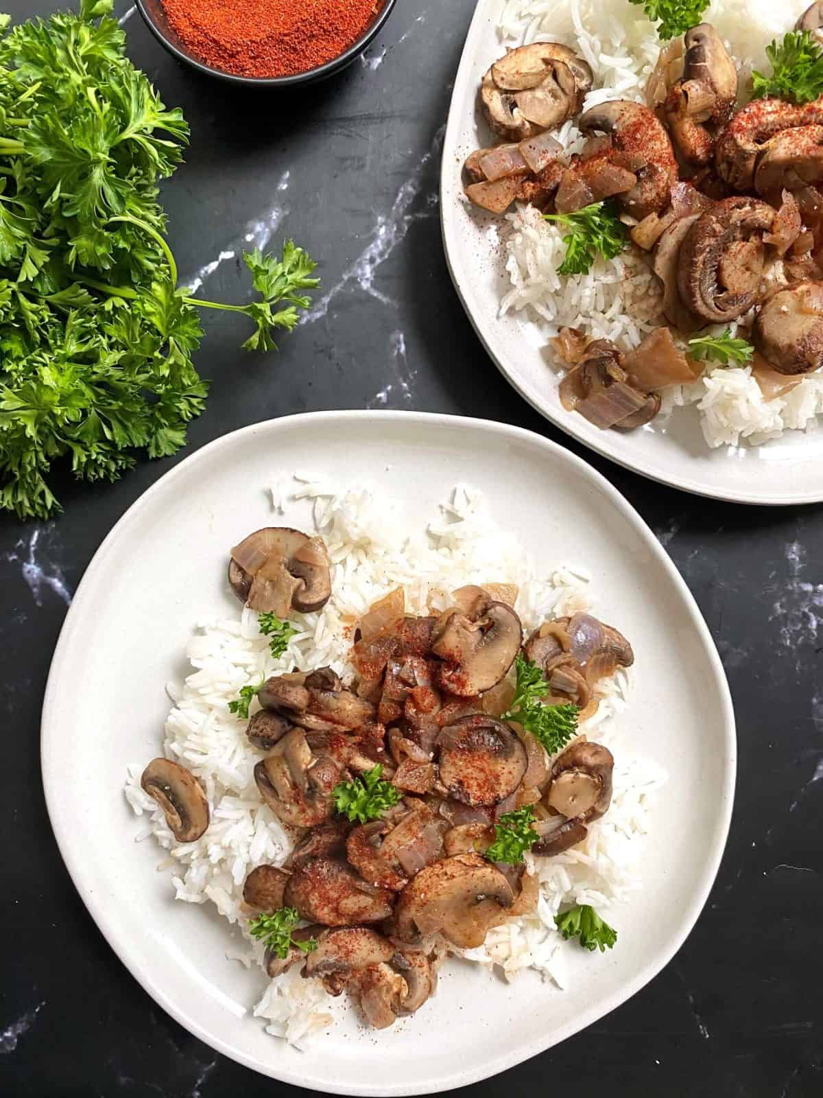 Hungarian Paprika Mushrooms