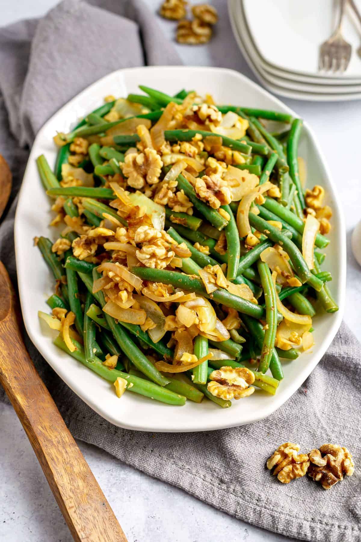 Oil-Free Green Beans with Caramelized Onions and Walnuts