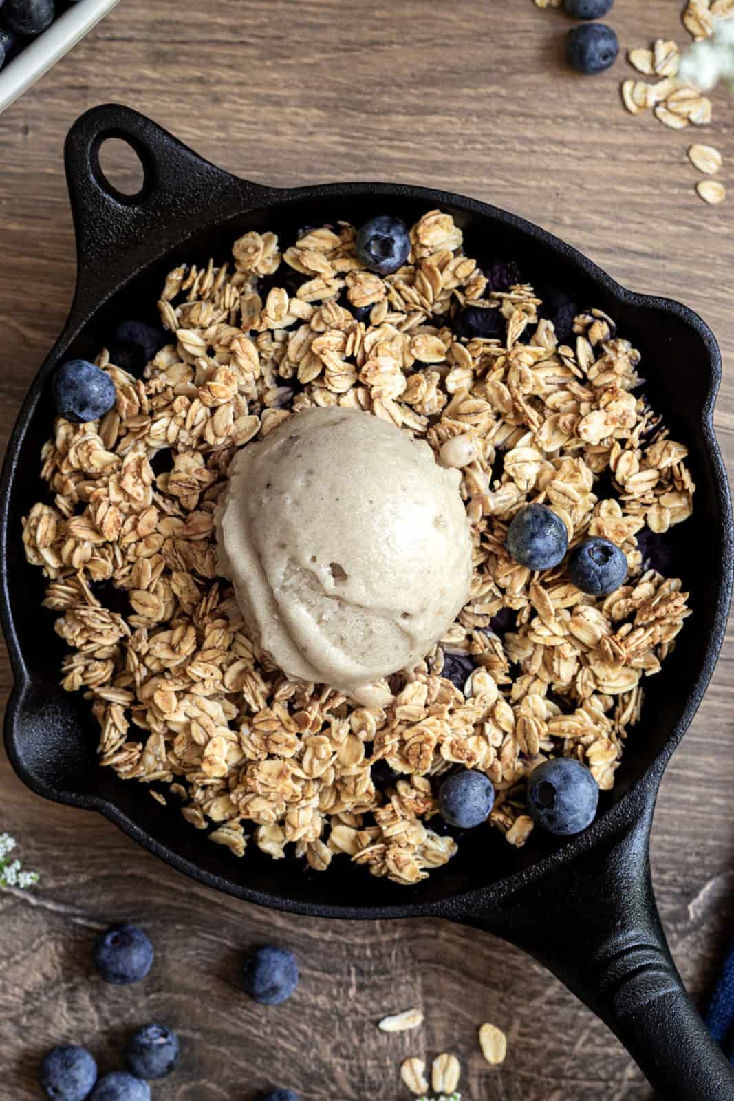 Plant-Based Blueberry Crumble