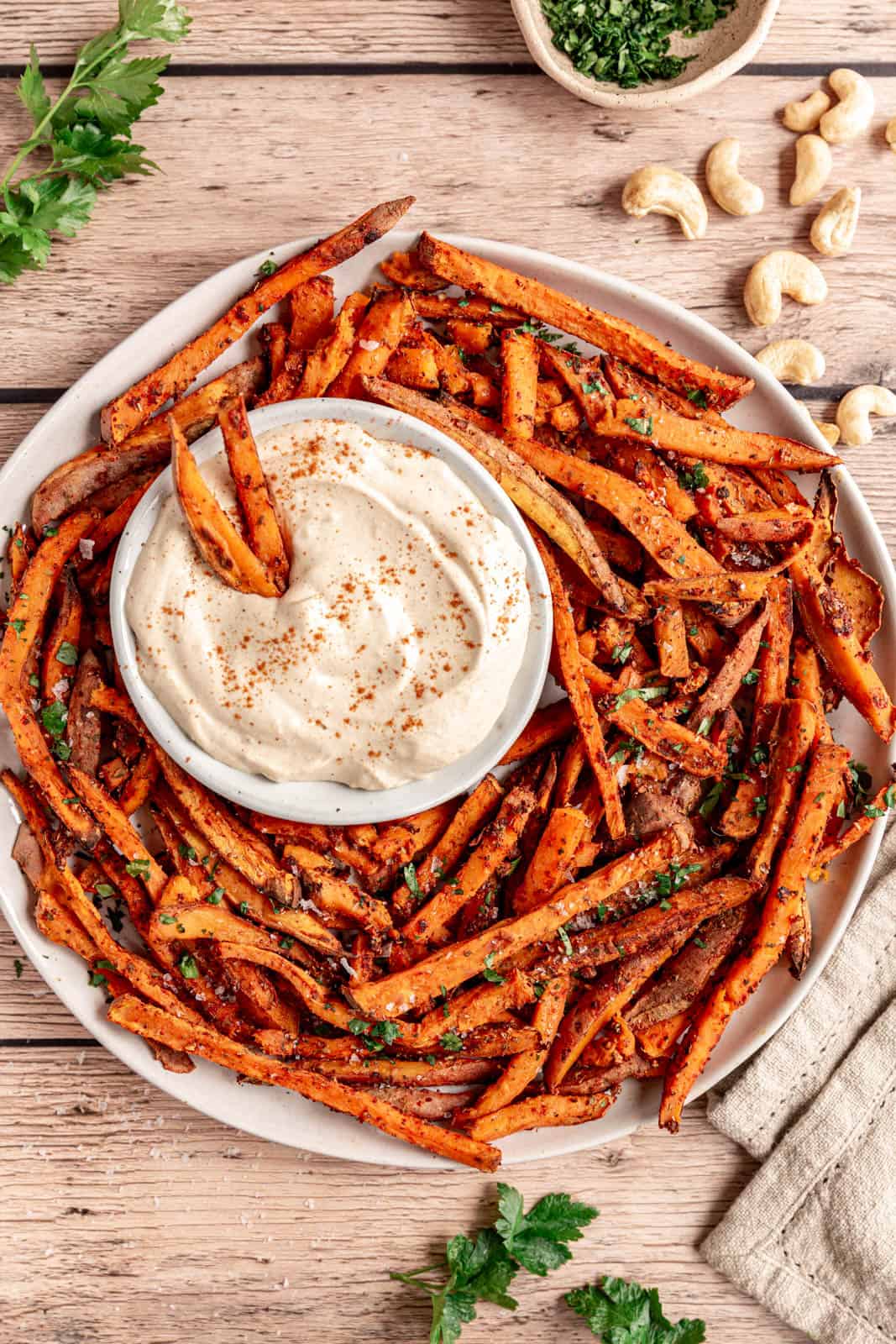sweet potato fries with dipping sauce