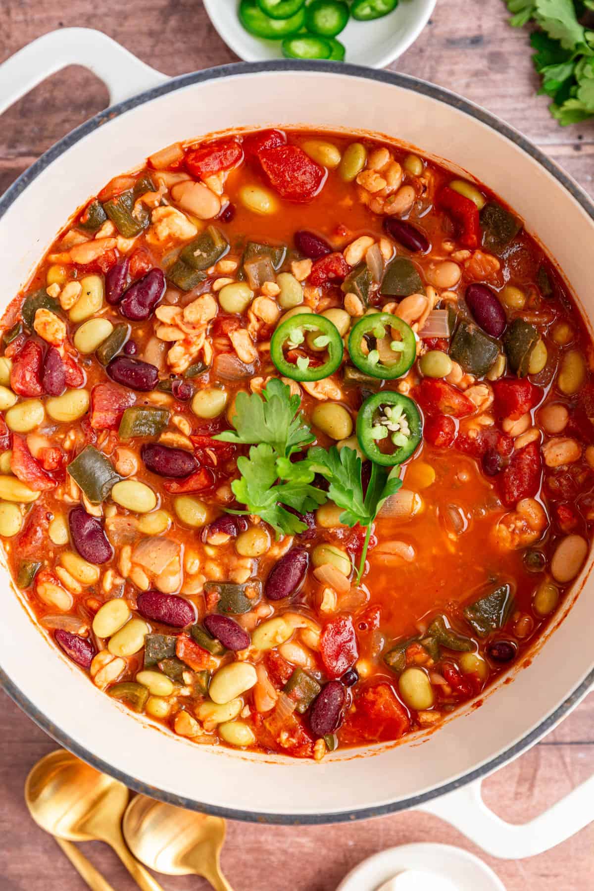 A freshly cooked pot of vegan tempeh chili.