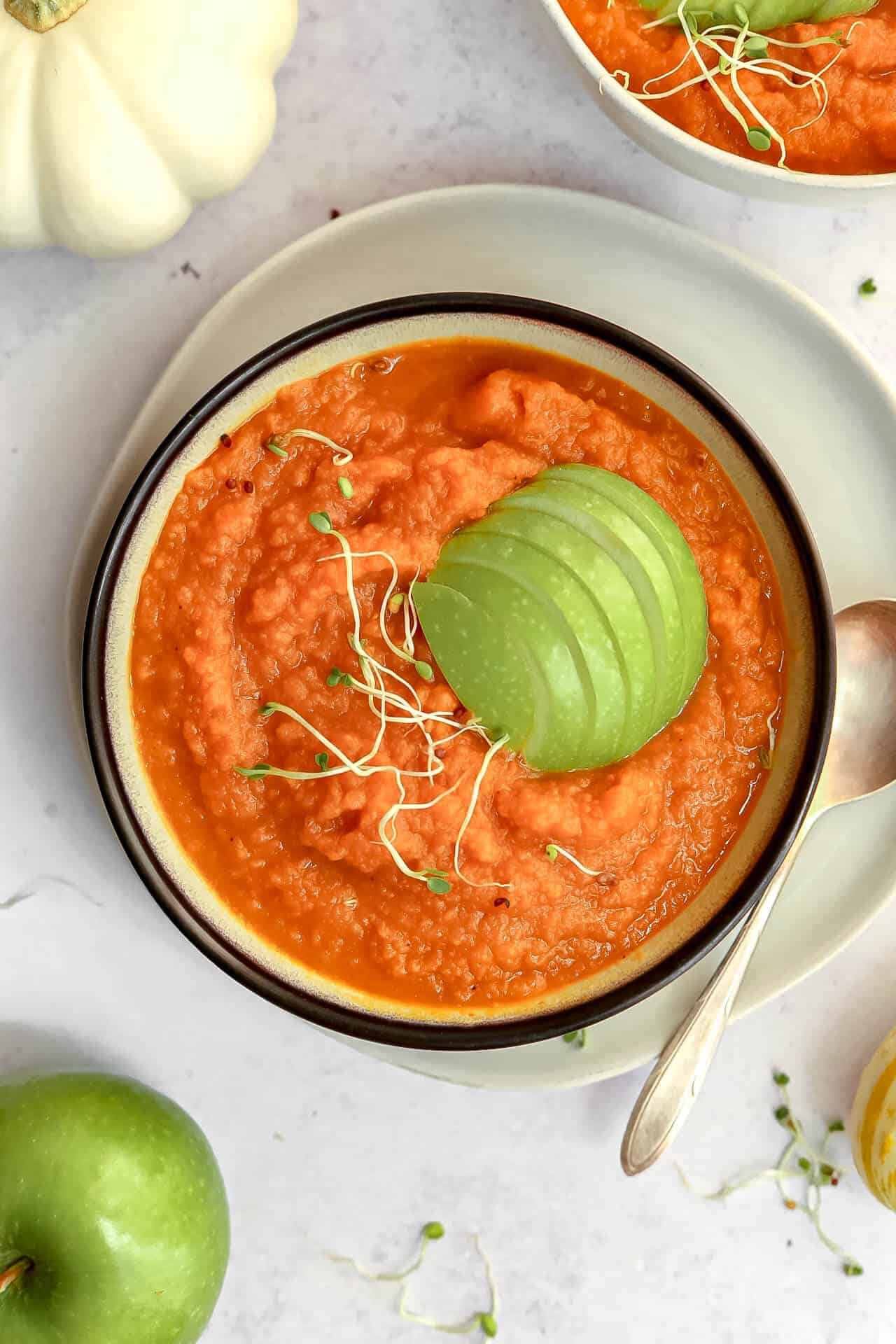 Creamy Vegan Pumpkin Soup 