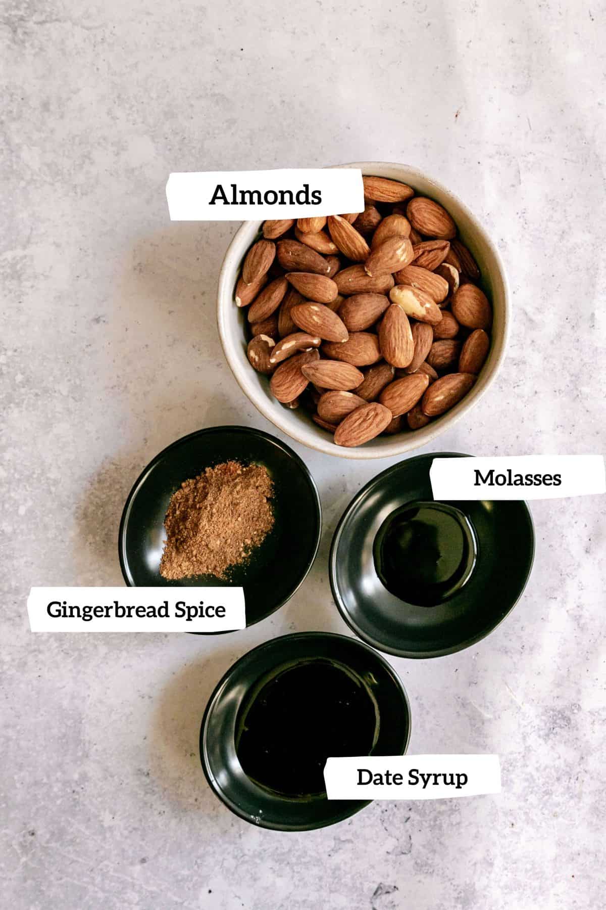 Gingerbread Almonds Ingredients