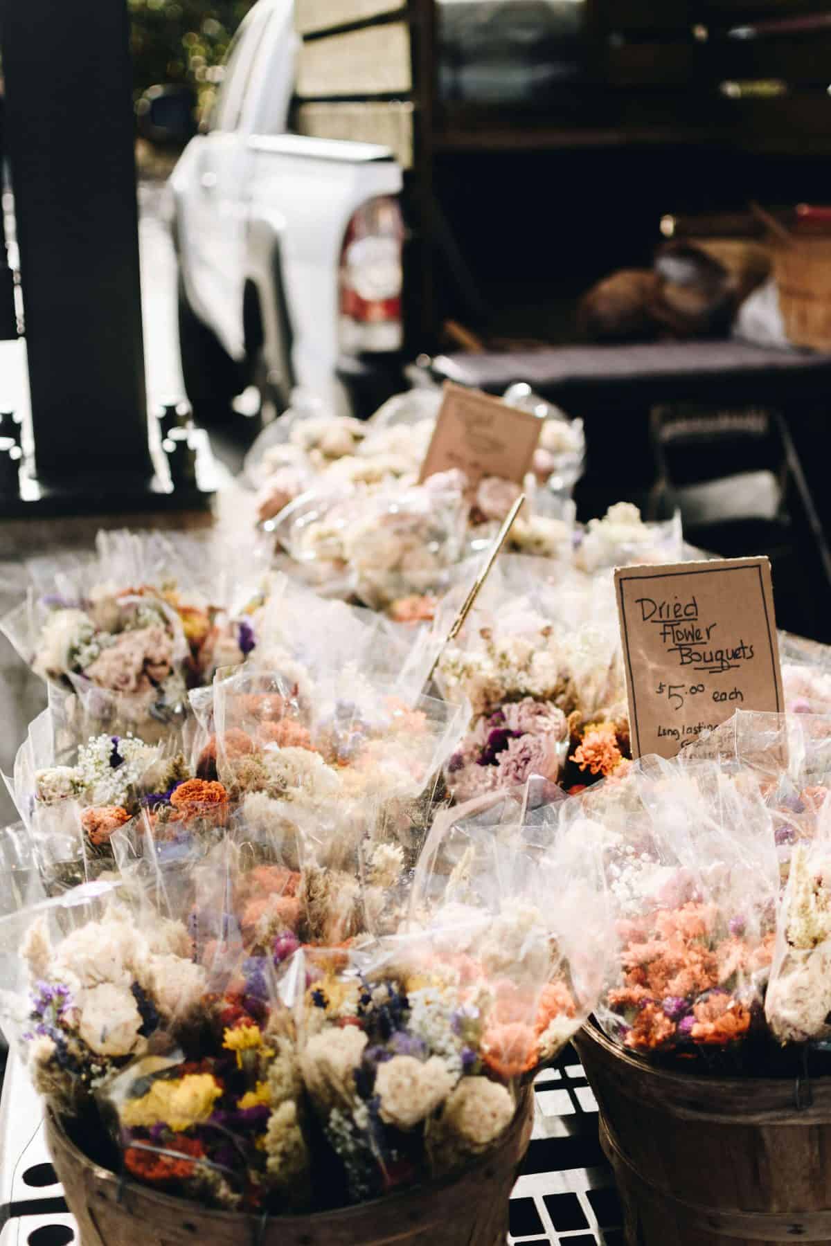 flowers at farmers market
