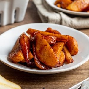 A plate of dessert pears.