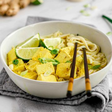 Indonesian tofu and rice noodle soup