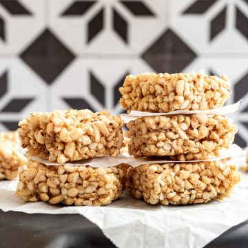A stack of vegan rice krispies.