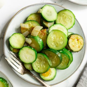 A plate of sautéed zucchini.