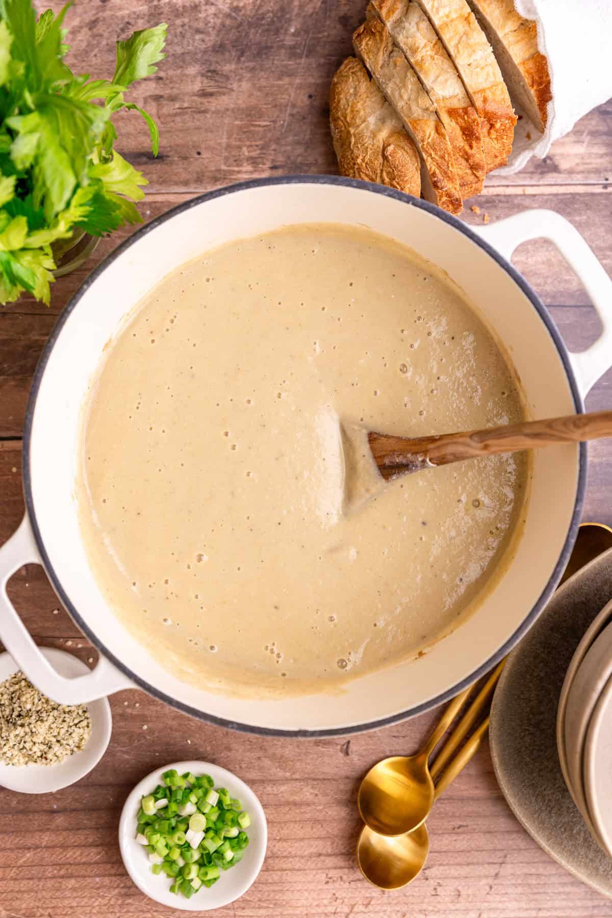 A pot of freshly cooked celery soup.