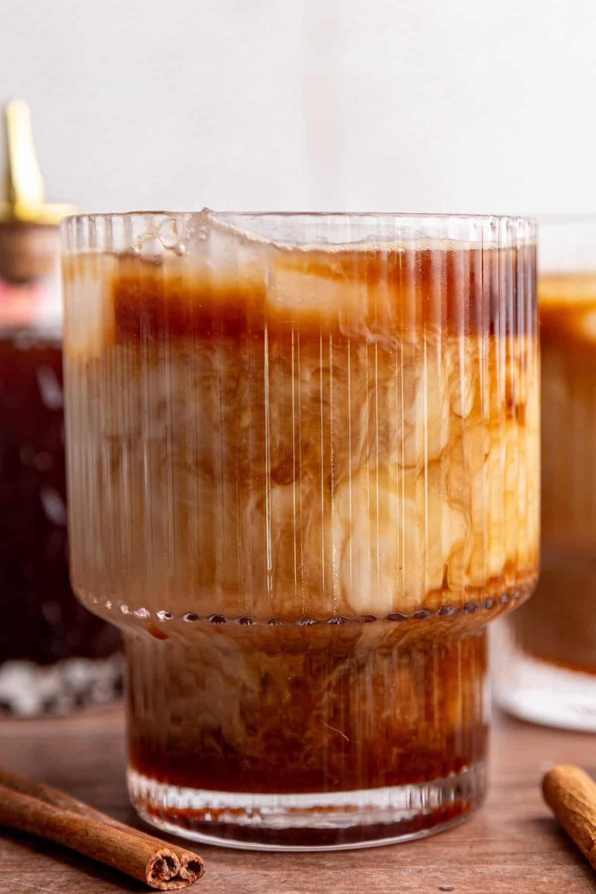 An iced apple crisp latte.