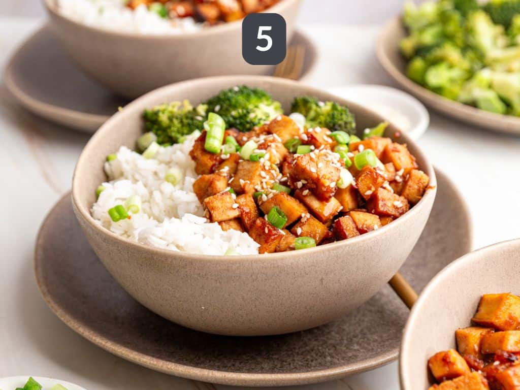 Honey Soy Garlic Tofu Step 5 - serve with rice and veggies