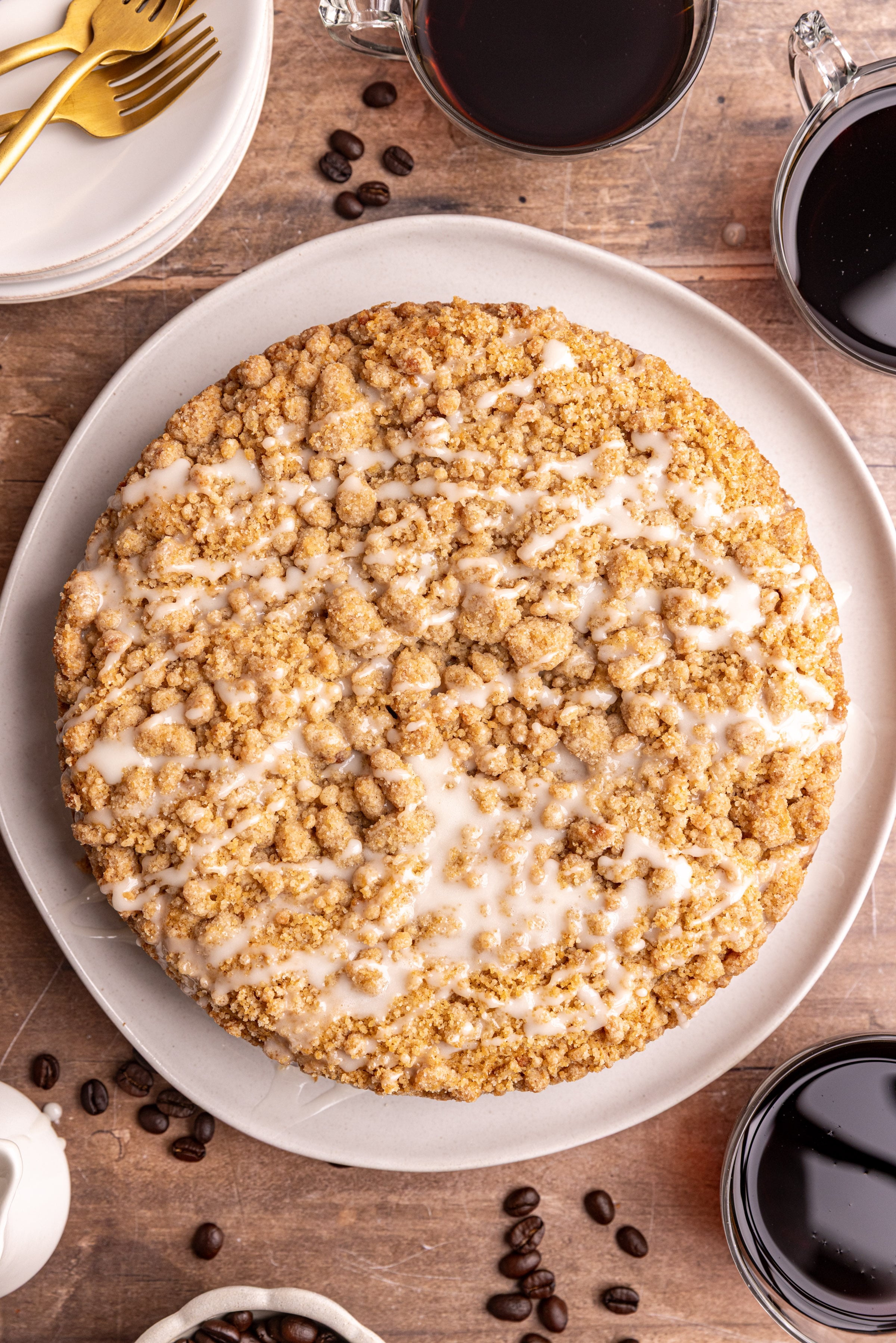 A platter of vegan cinnamon streusel coffee cake.