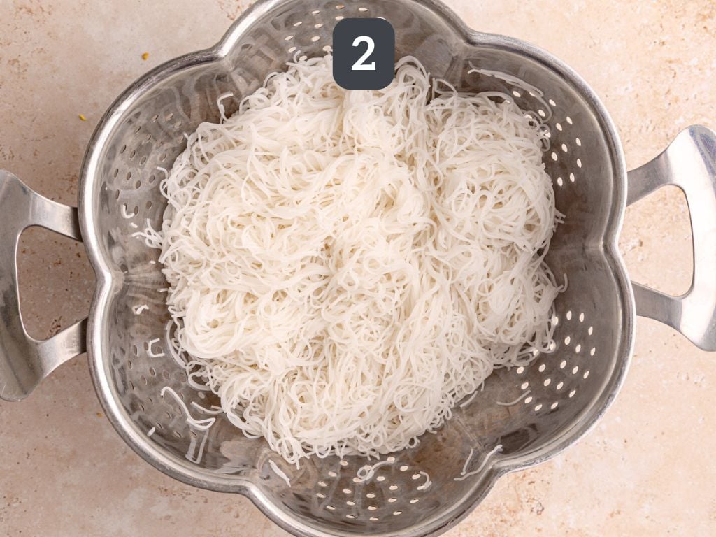 Vegan Singapore Noodles Step 2 - cook the noodles.