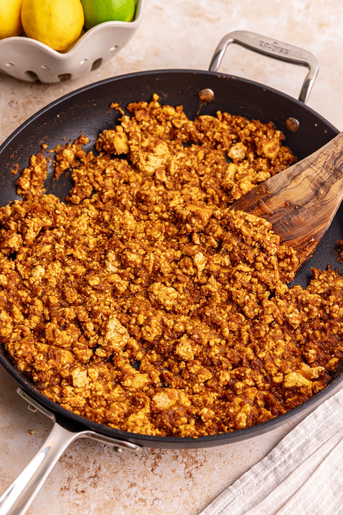 A pan of freshly cooked chipotle style sofritas.