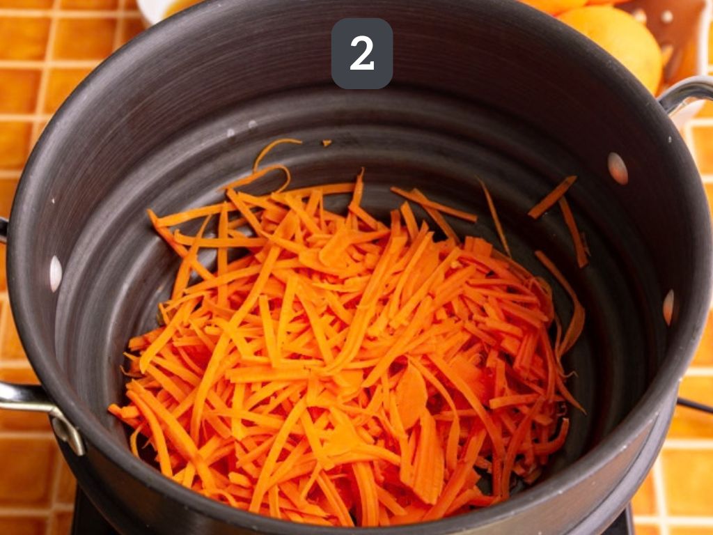 Bibibop style sesame carrots step 2 - steam the carrots