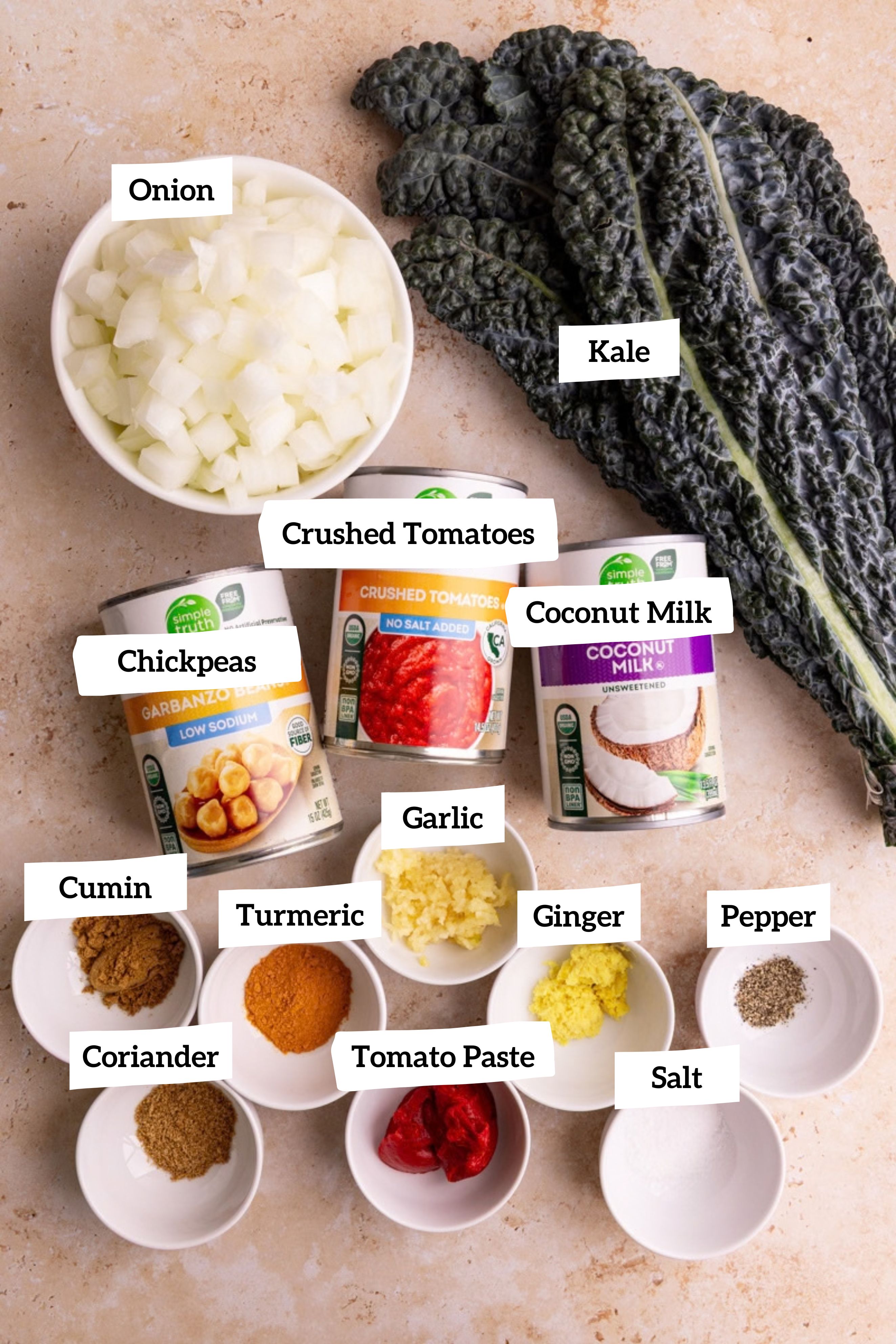 Vegan tomato curry ingredients
